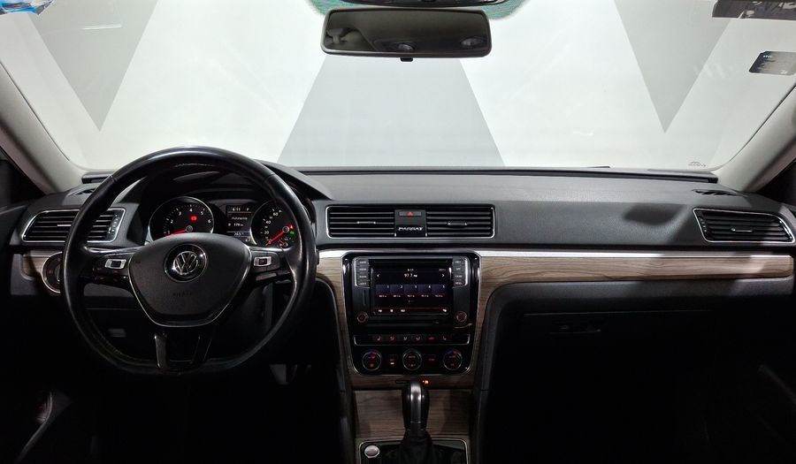 Volkswagen Passat 2.5 HIGHLINE AUTO Sedan 2018