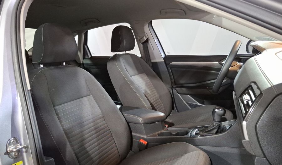 Volkswagen Jetta 1.4 COMFORTLINE AUTO Sedan 2022