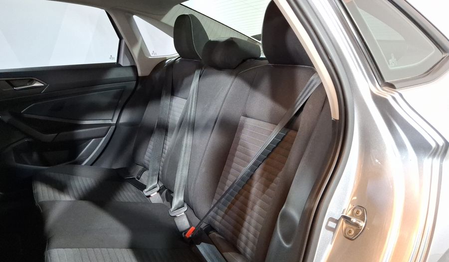 Volkswagen Jetta 1.4 COMFORTLINE AUTO Sedan 2022