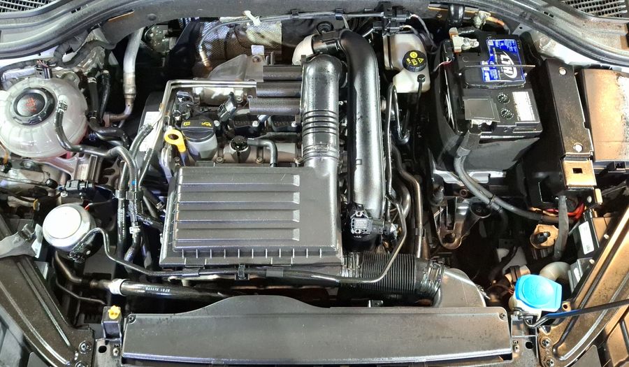 Volkswagen Jetta 1.4 COMFORTLINE AUTO Sedan 2022