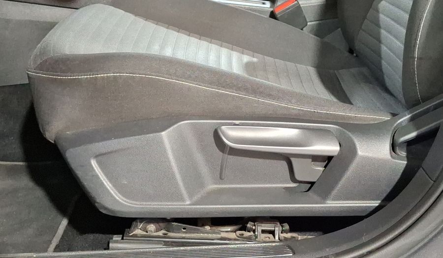 Volkswagen Jetta 1.4 COMFORTLINE AUTO Sedan 2022