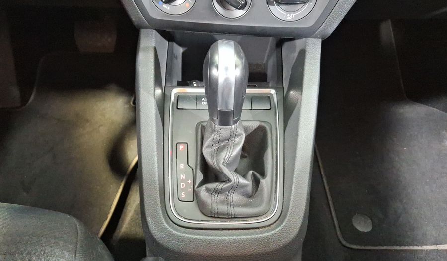 Volkswagen Jetta 2.0 TIP Sedan 2016