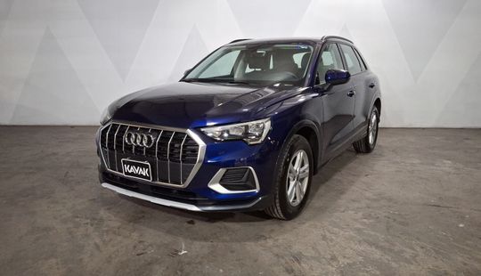 Audi • Q3