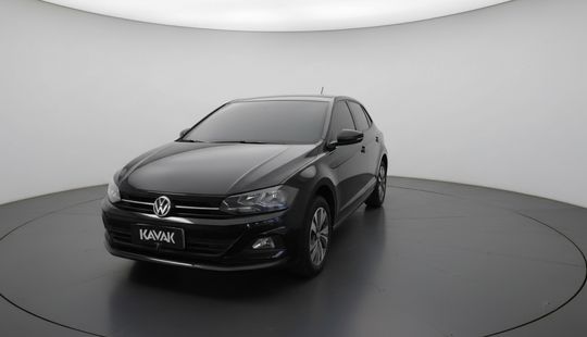 Volkswagen • Polo