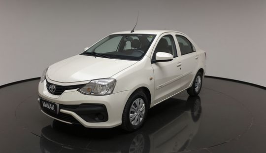 Toyota • Etios