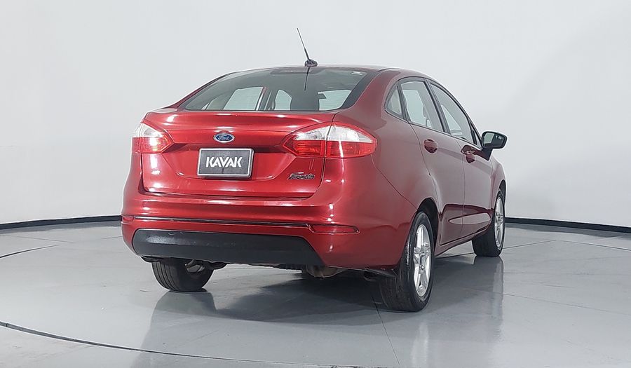 Ford Fiesta 1.6 SE MT Sedan 2017