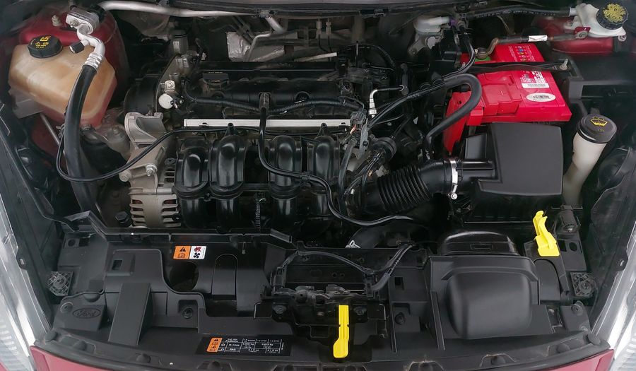 Ford Fiesta 1.6 SE MT Sedan 2017