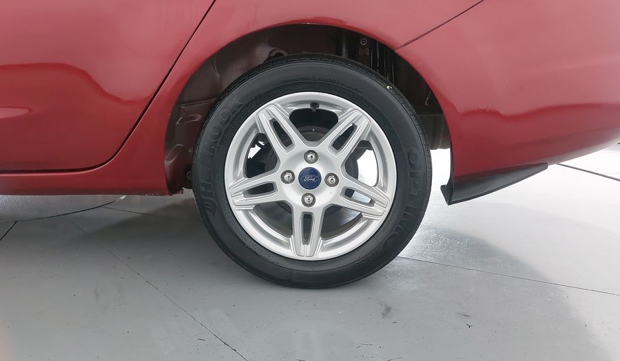 Ford Fiesta 1.6 SE MT Sedan 2017