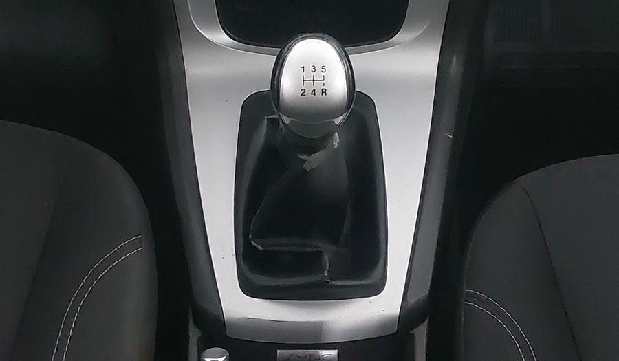 Ford Fiesta 1.6 SE MT Sedan 2017