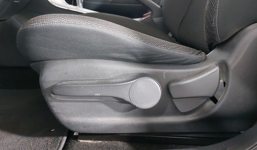 Nissan Sentra 1.8 SENSE CVT Sedan 2016