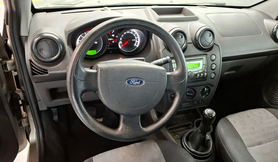 Ford Fiesta 1.6 AMBIENTE PLUS Hatchback 2012