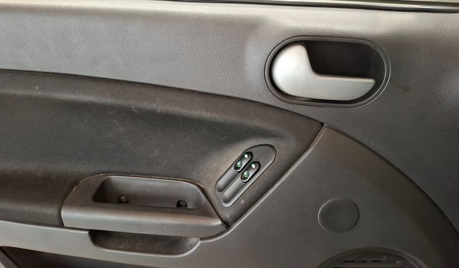 Ford Fiesta 1.6 AMBIENTE PLUS Hatchback 2012