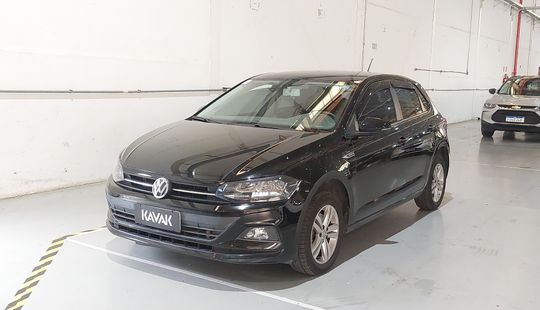 Volkswagen • Polo