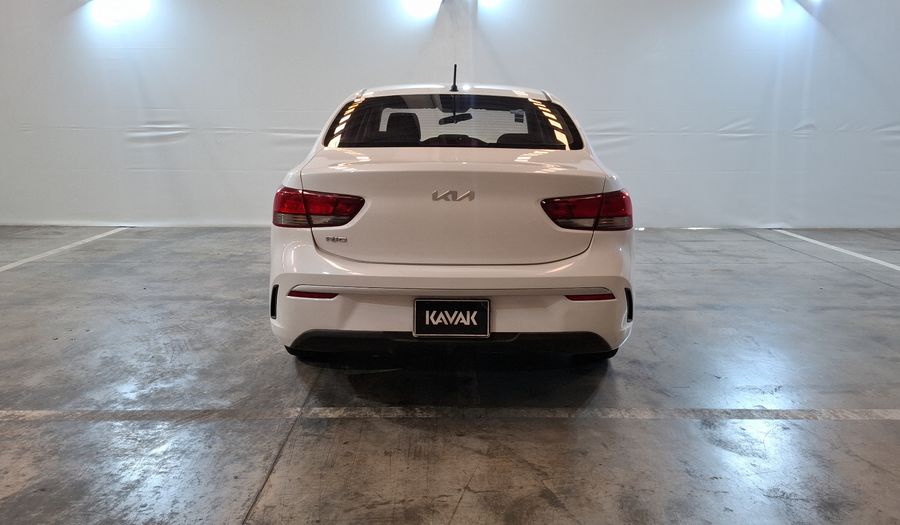 Kia Rio 1.6 L AUTO Sedan 2022