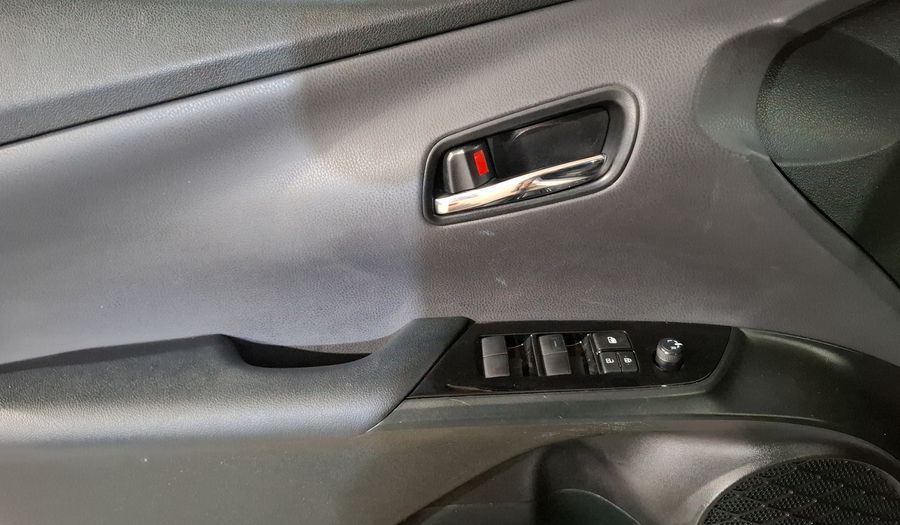 Toyota Prius 1.8 HEV BASE AUTO Hatchback 2021