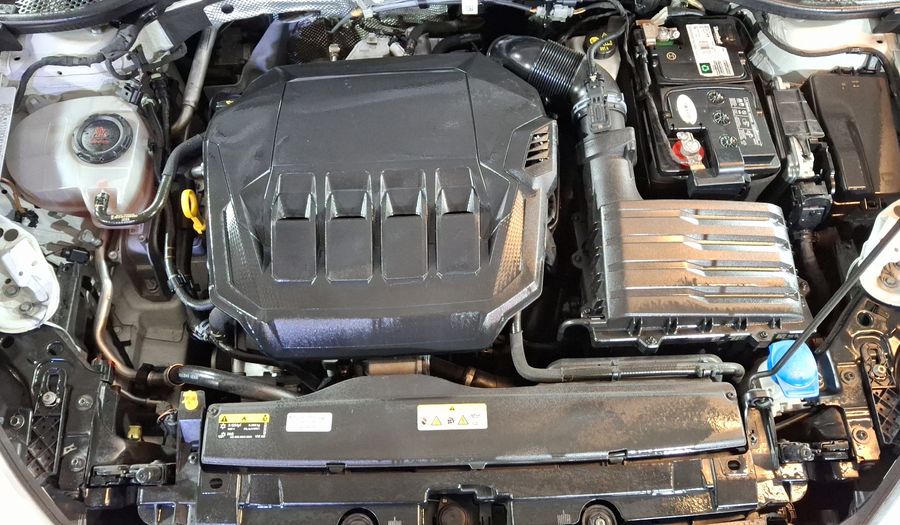 Seat Leon 2.0 FR AUTO Hatchback 2023