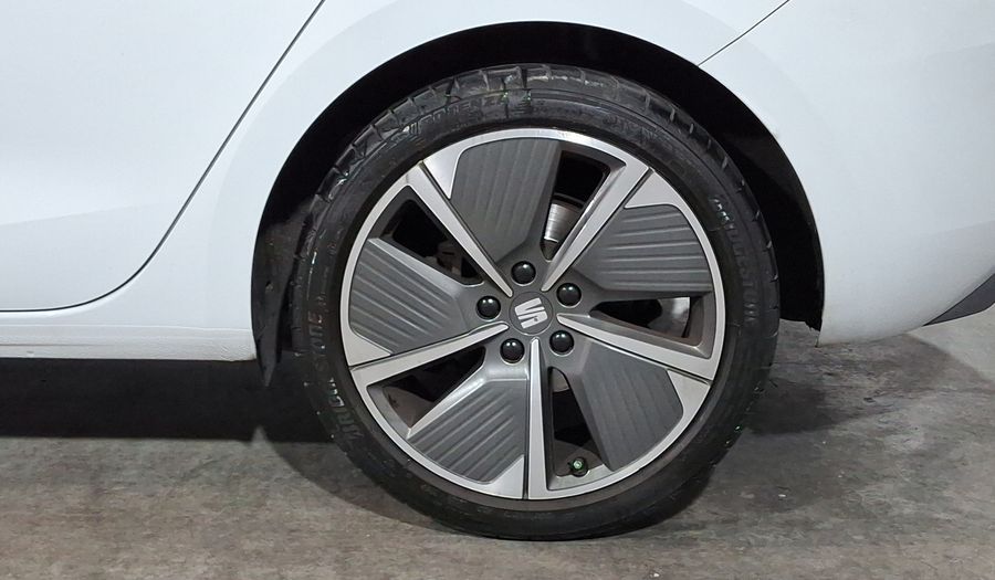 Seat Leon 2.0 FR AUTO Hatchback 2023