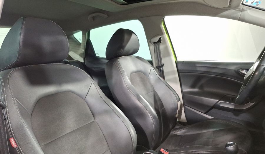 Seat Ibiza 2.0 STYLE 4 PTAS MT Hatchback 2015