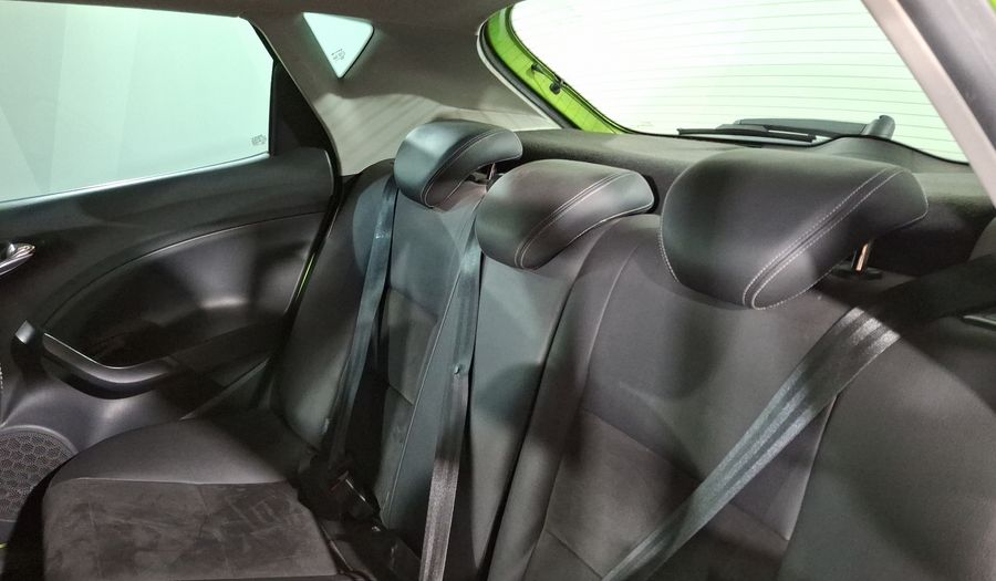 Seat Ibiza 2.0 STYLE 4 PTAS MT Hatchback 2015