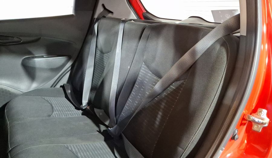 Chevrolet Spark 1.4 LT B MT Hatchback 2017