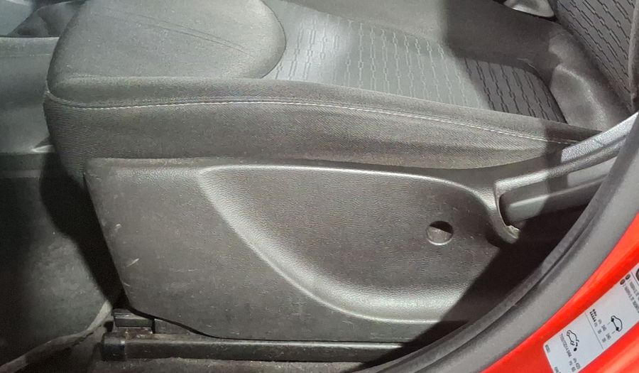 Chevrolet Spark 1.4 LT B MT Hatchback 2017