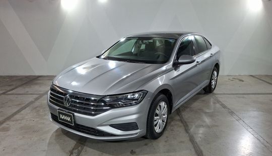 Volkswagen • Jetta