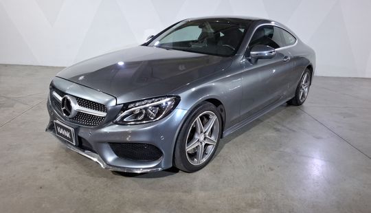 Mercedes Benz • Clase C