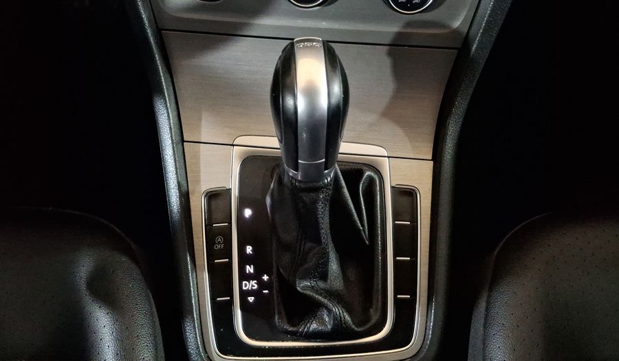 Volkswagen Golf Sportwagen 1.4 CROSSGOLF TECHO CORREDIZO Wagon 2017