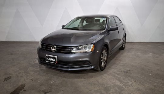 Volkswagen • Jetta