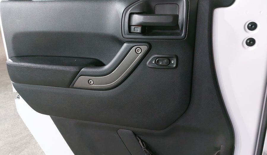 Jeep Wrangler 3.6 UNLIMITED BLACK BEAR 4X4 ATX Suv 2016