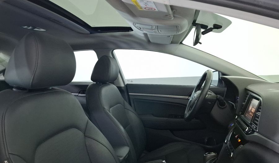 Hyundai Elantra 2.0 LIMITED TECH NAVI AT Sedan 2017