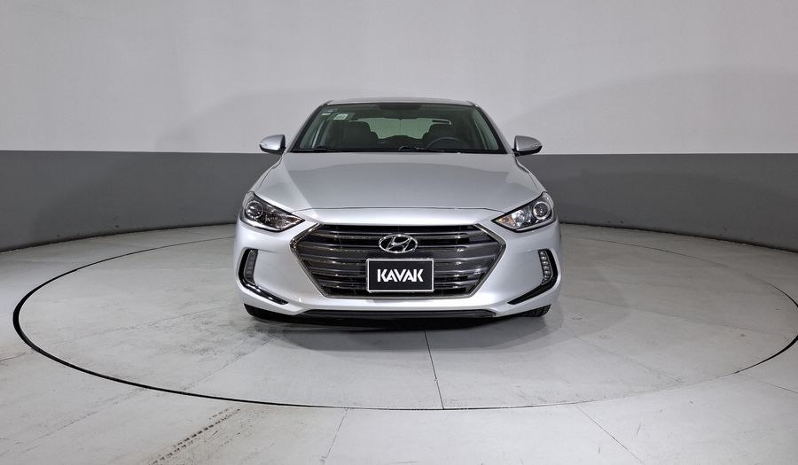 Hyundai Elantra 2.0 LIMITED TECH NAVI AT Sedan 2017