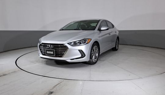 Hyundai • Elantra