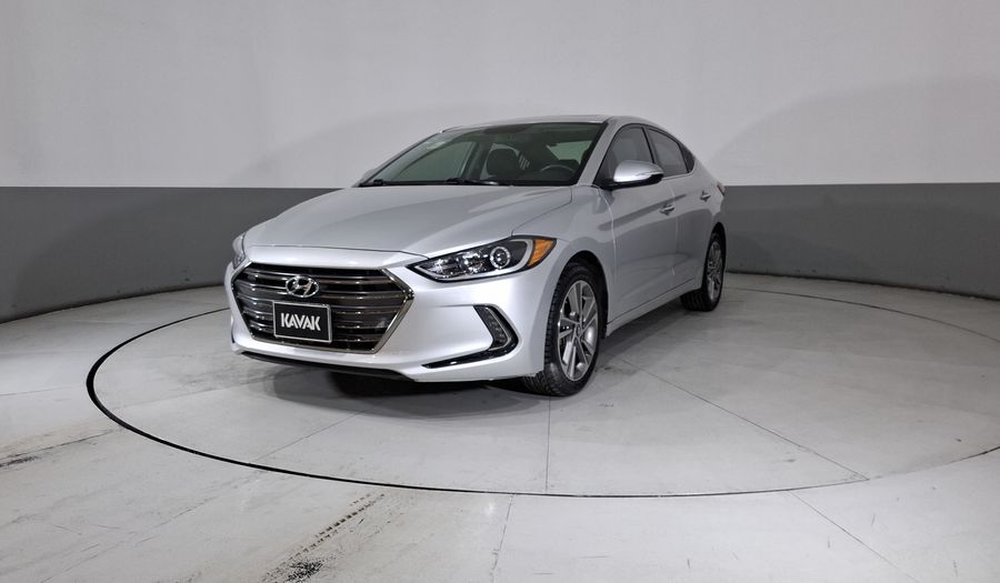 Hyundai Elantra 2.0 LIMITED TECH NAVI AT Sedan 2017