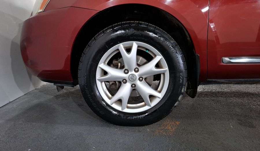 Nissan Rogue 2.5 ADVANCE CVT Suv 2012