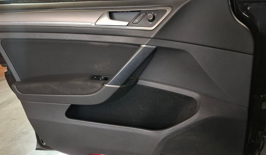 Volkswagen Golf 1.4 TSI COMFORTLINE Hatchback 2016