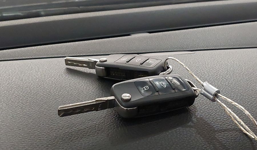 Volkswagen Jetta 2.0 TSI HIGHLINE DSG Sedan 2016