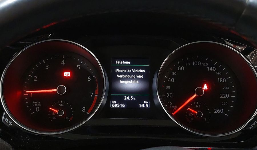 Volkswagen Jetta 2.0 TSI HIGHLINE DSG Sedan 2016