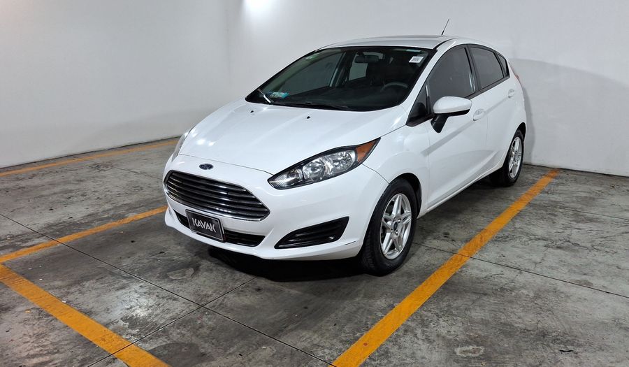 Ford Fiesta 1.6 SE AT Hatchback 2017