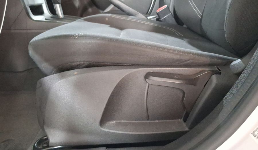 Ford Fiesta 1.6 SE AT Hatchback 2017