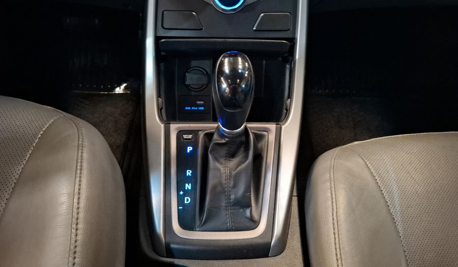 Hyundai Elantra 1.8 LIMITED TECH AT Sedan 2015