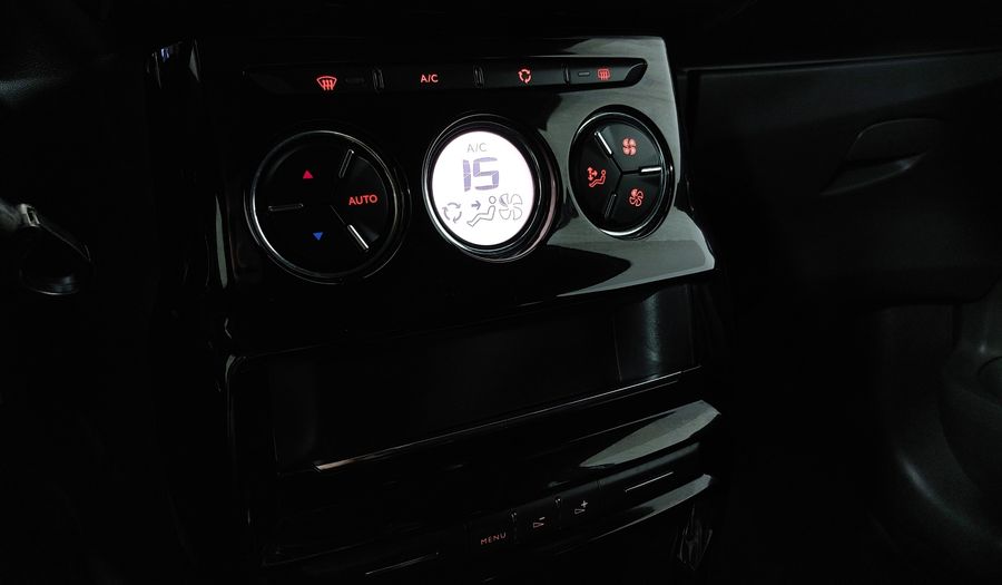 Ds 3 1.2 PURETECH 110 S&S SO CHIC AUTO Hatchback 2019