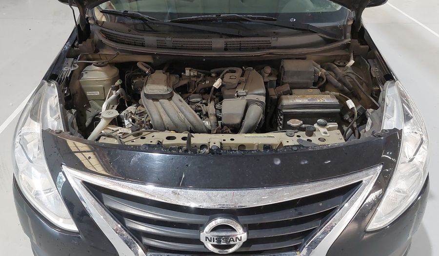 Nissan Versa FLEX MANUAL Sedan 2017