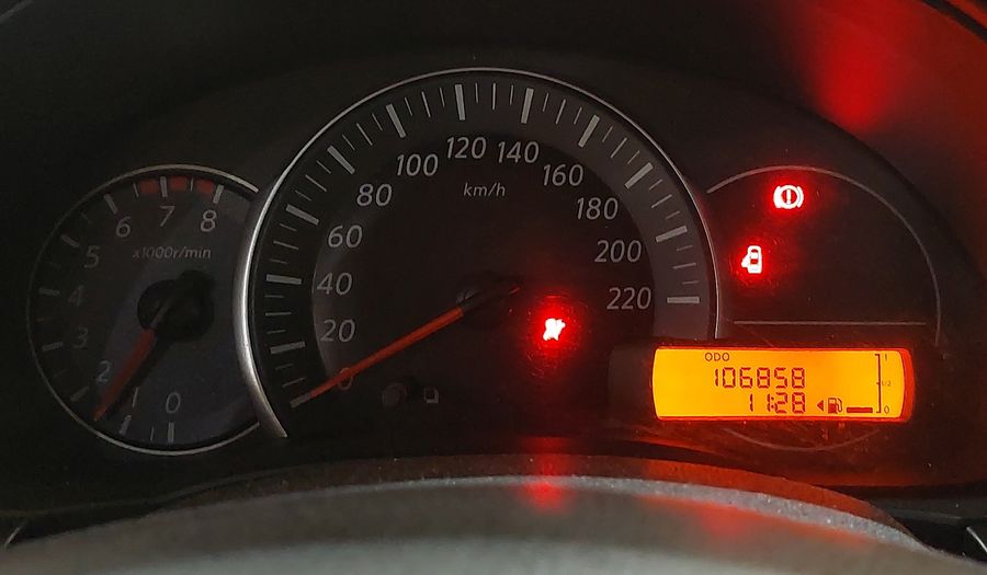 Nissan Versa FLEX MANUAL Sedan 2017