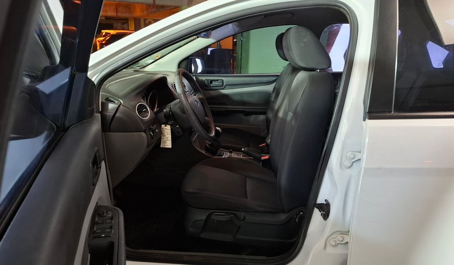 Ford Focus Ii 2.0 TREND Sedan 2013