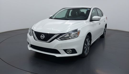 Nissan • Sentra