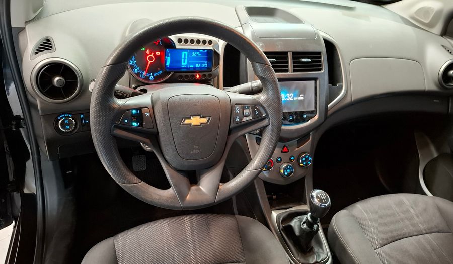 Chevrolet Sonic 1.6 LT Sedan 2013