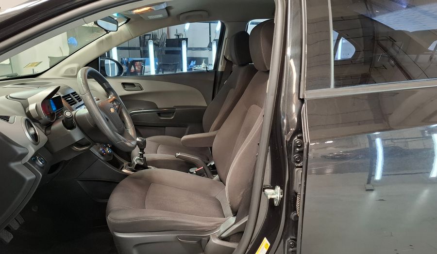 Chevrolet Sonic 1.6 LT Sedan 2013