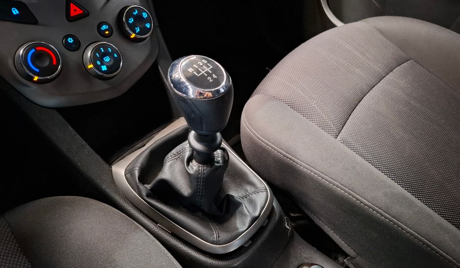 Chevrolet Sonic 1.6 LT Sedan 2013