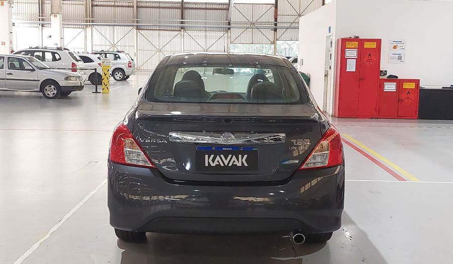 Nissan Versa START UNIQUE Sedan 2018